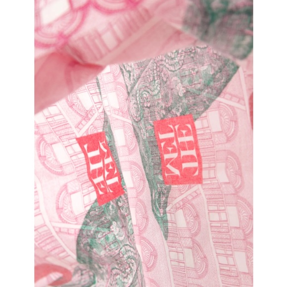 Gucci x The Met Shopping Tote - Picture 3 of 3